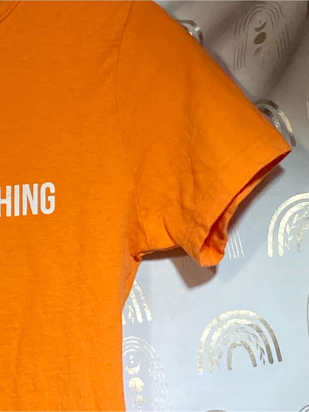 PrettyLittleThing Orange Logo Short Sleeve Bodysuit - Picture 4 of 6
